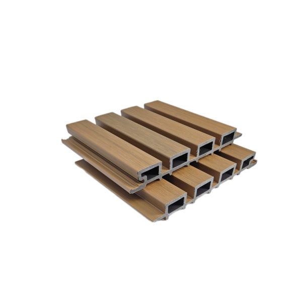 GrooveMax Pro (WPC)   Aranytölgy